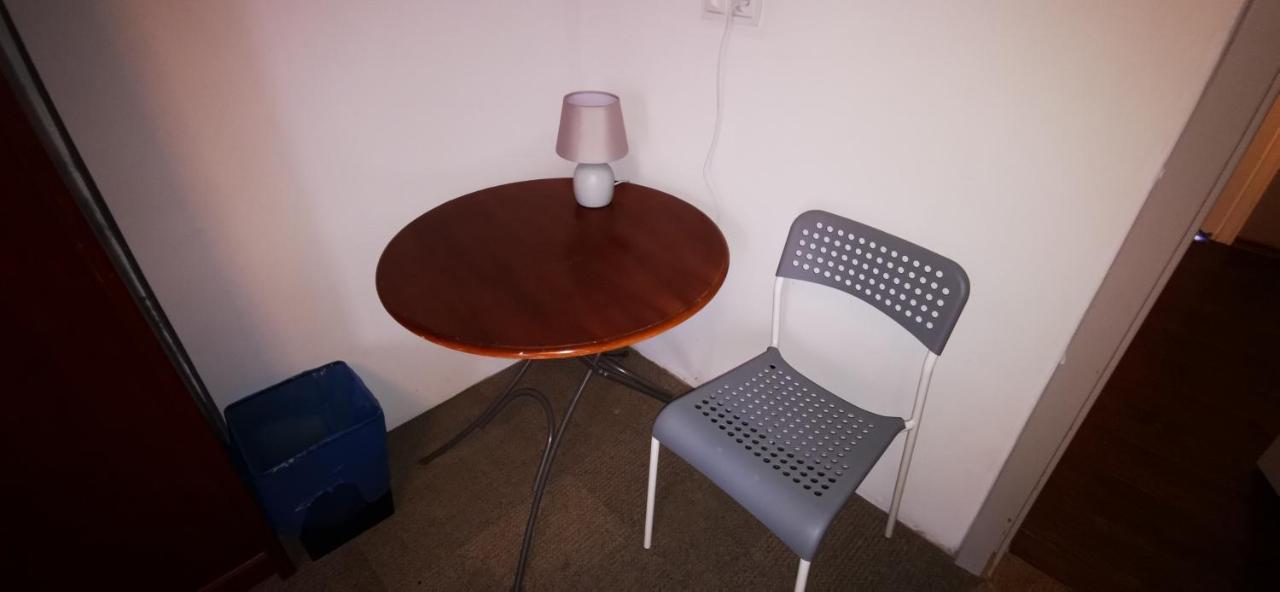 Hostel Warszawa-Ursus Extérieur photo